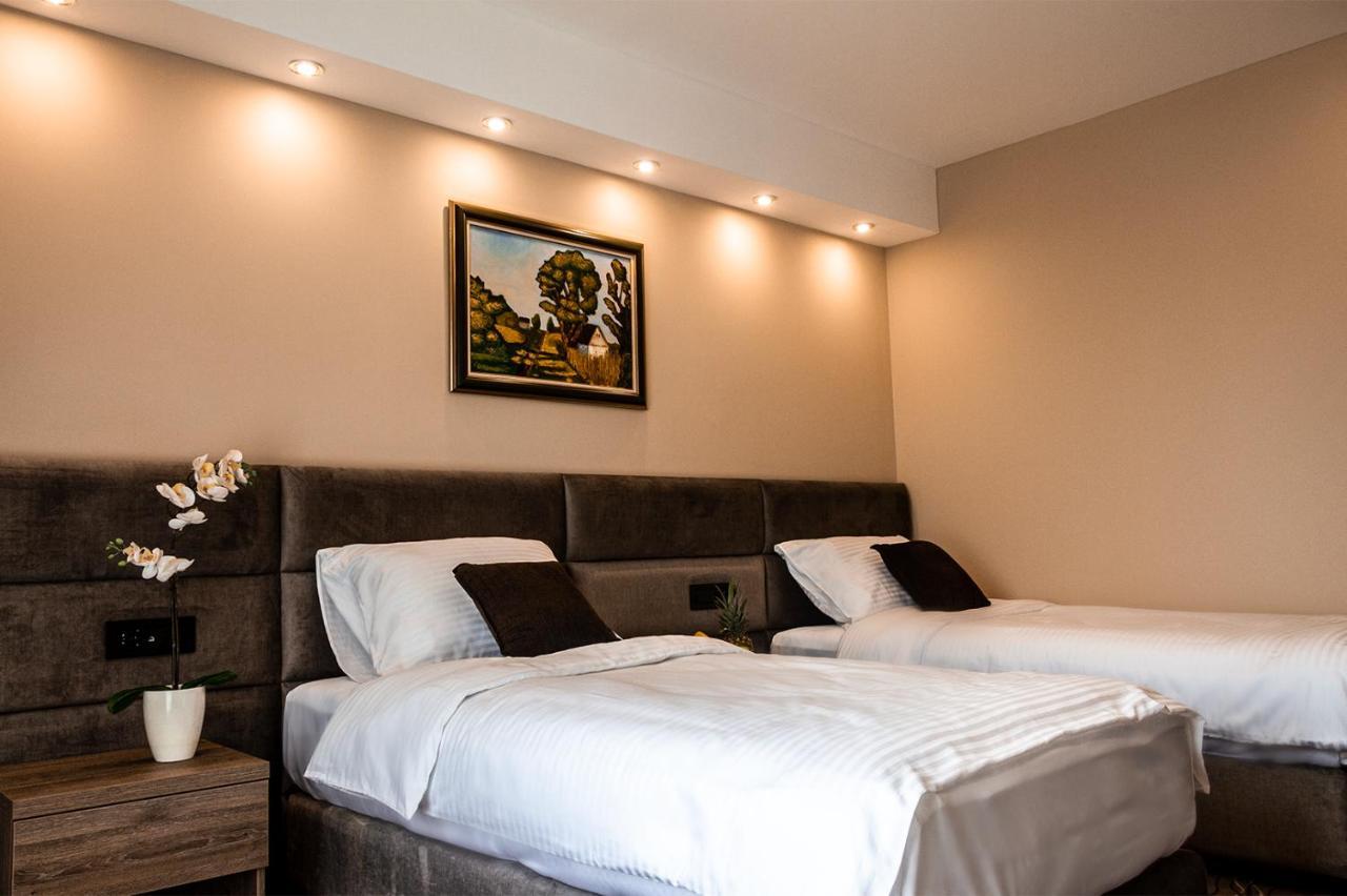Nova Pazova New Garni Hotel Filia מראה חיצוני תמונה